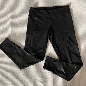 Zella- Black Crocodile & Mesh Side Paneled Legging